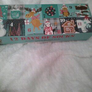 12 Days of Socks With Gift Box - 12 Pairs Christmas No Show Socks Ladies - NEW !